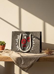 Шопер з фетру двошаровий, колекція «Маки» — міцні м’які ручки, M/L, з кишенями і блискавкою