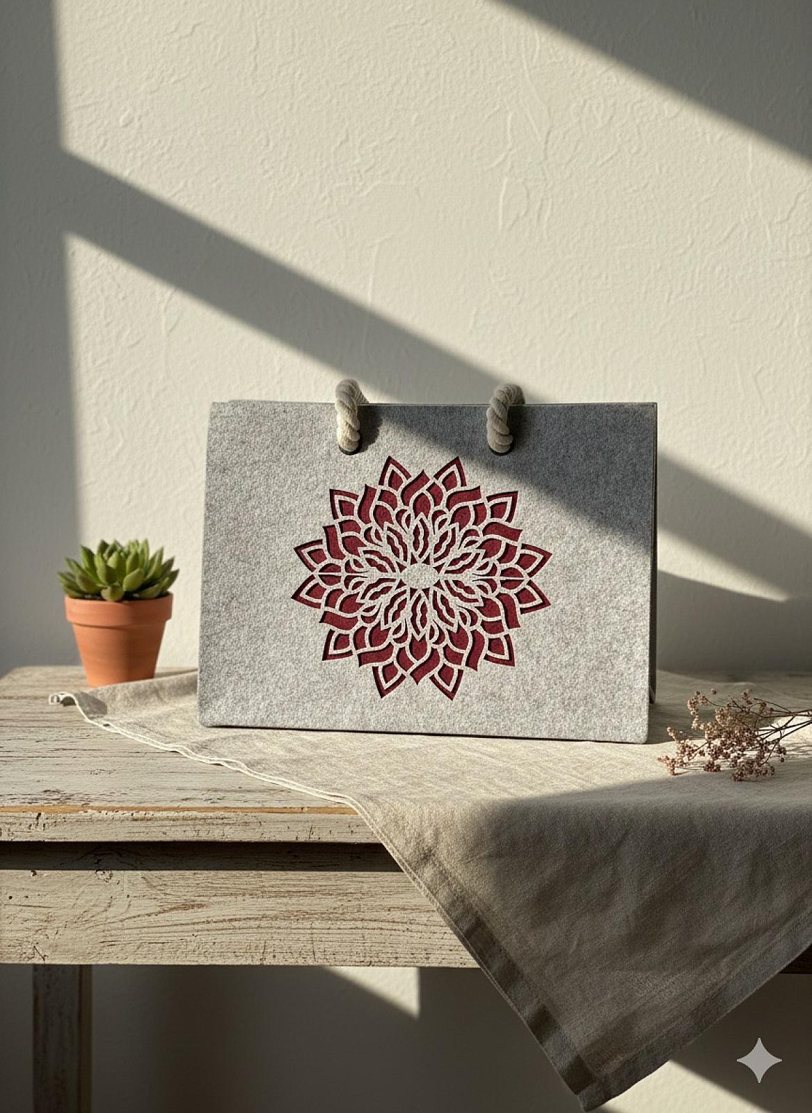 Шопер з фетру двошаровий, колекція «Сонях» — міцні м’які ручки, M/L, з кишенями і блискавкою