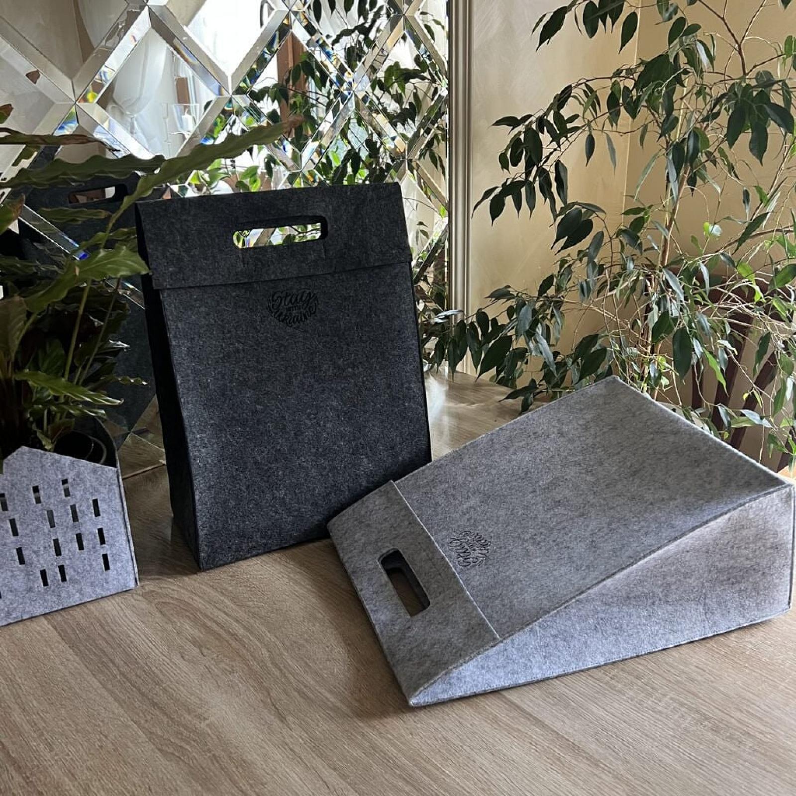 ОПТ від 50 штук. Шопер Пакет з фетру одношаровий — міцні ручки, M/L, різні кольори, практичний еко-пакет