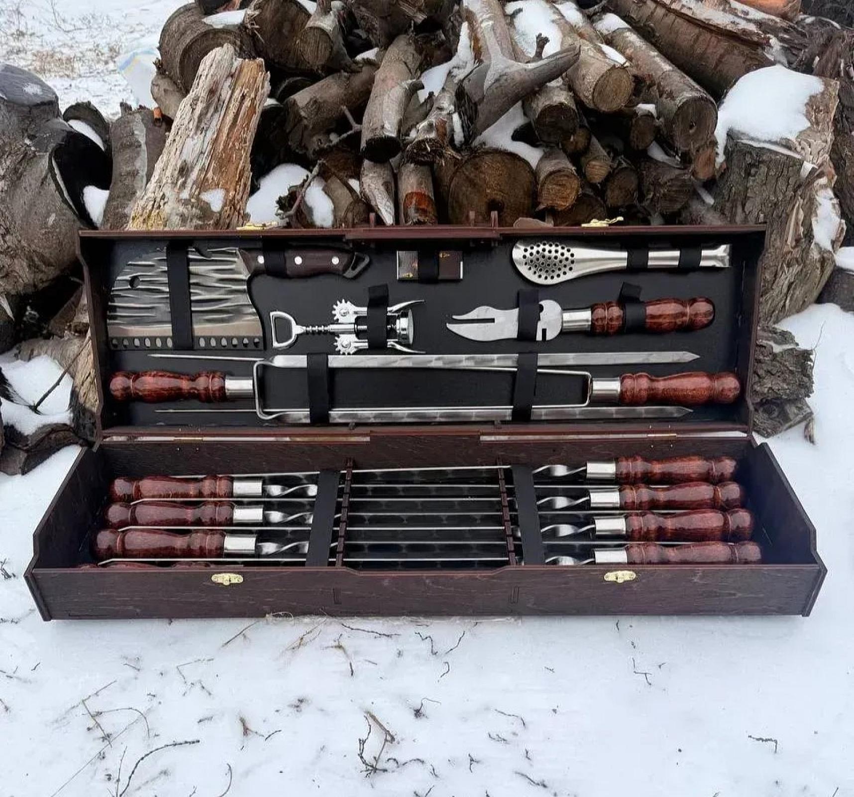 Набори шампурів до 3000 грн