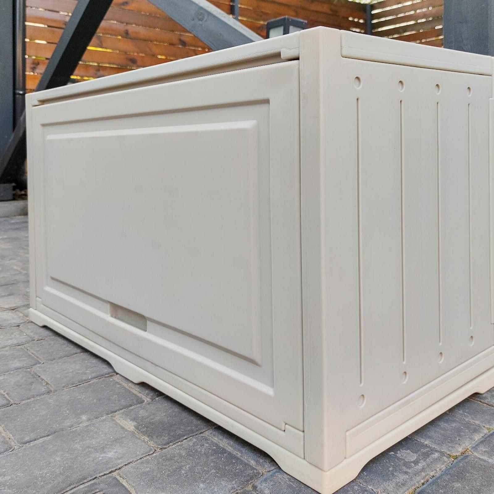 Пластикова полиця 82х45х49см