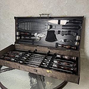 Кейс із фанери «CASE-15» з набором шампурів усередині