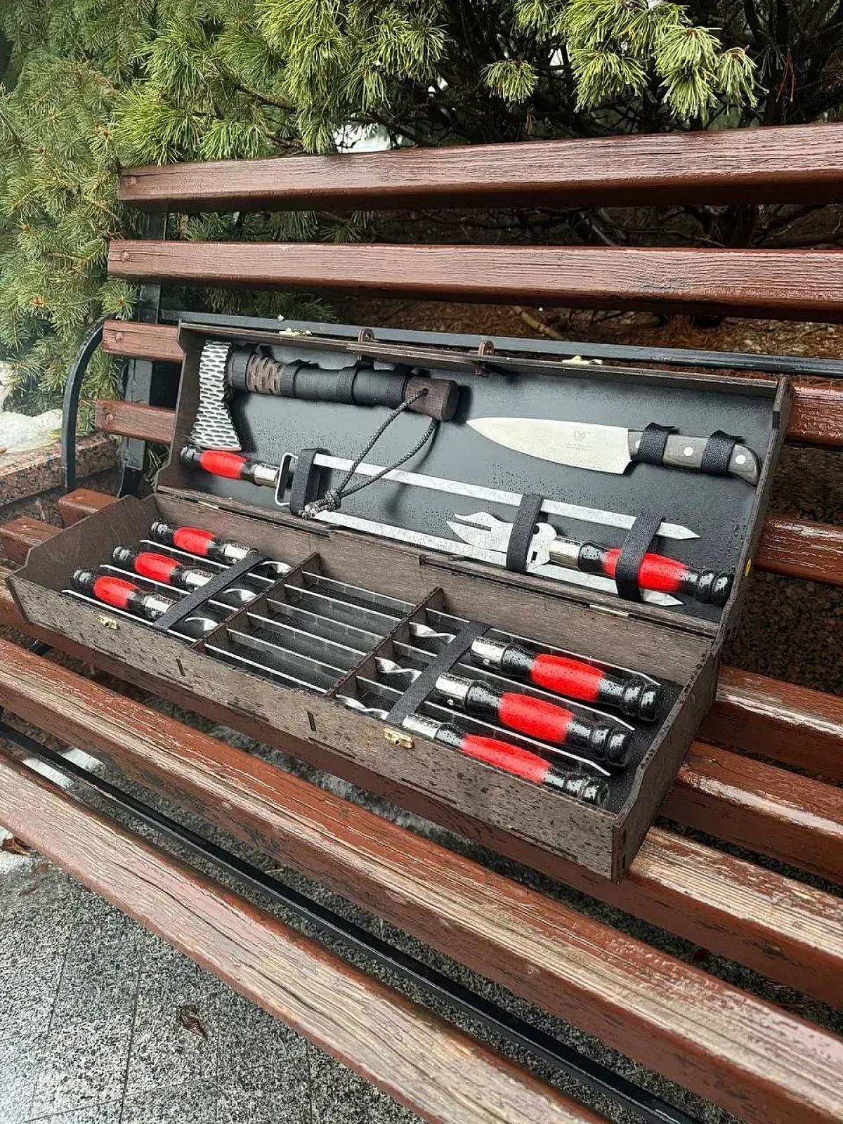 Кейс із фанери «Case-13» з набором шампурів