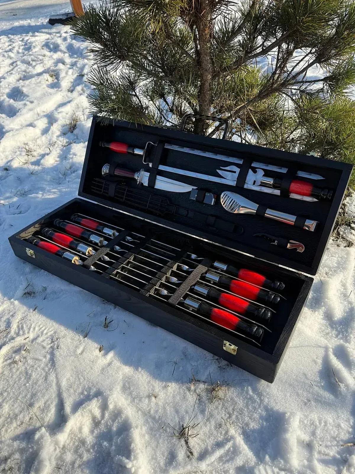 Дерев'яний кейс із набором шампурів «МАЧО»