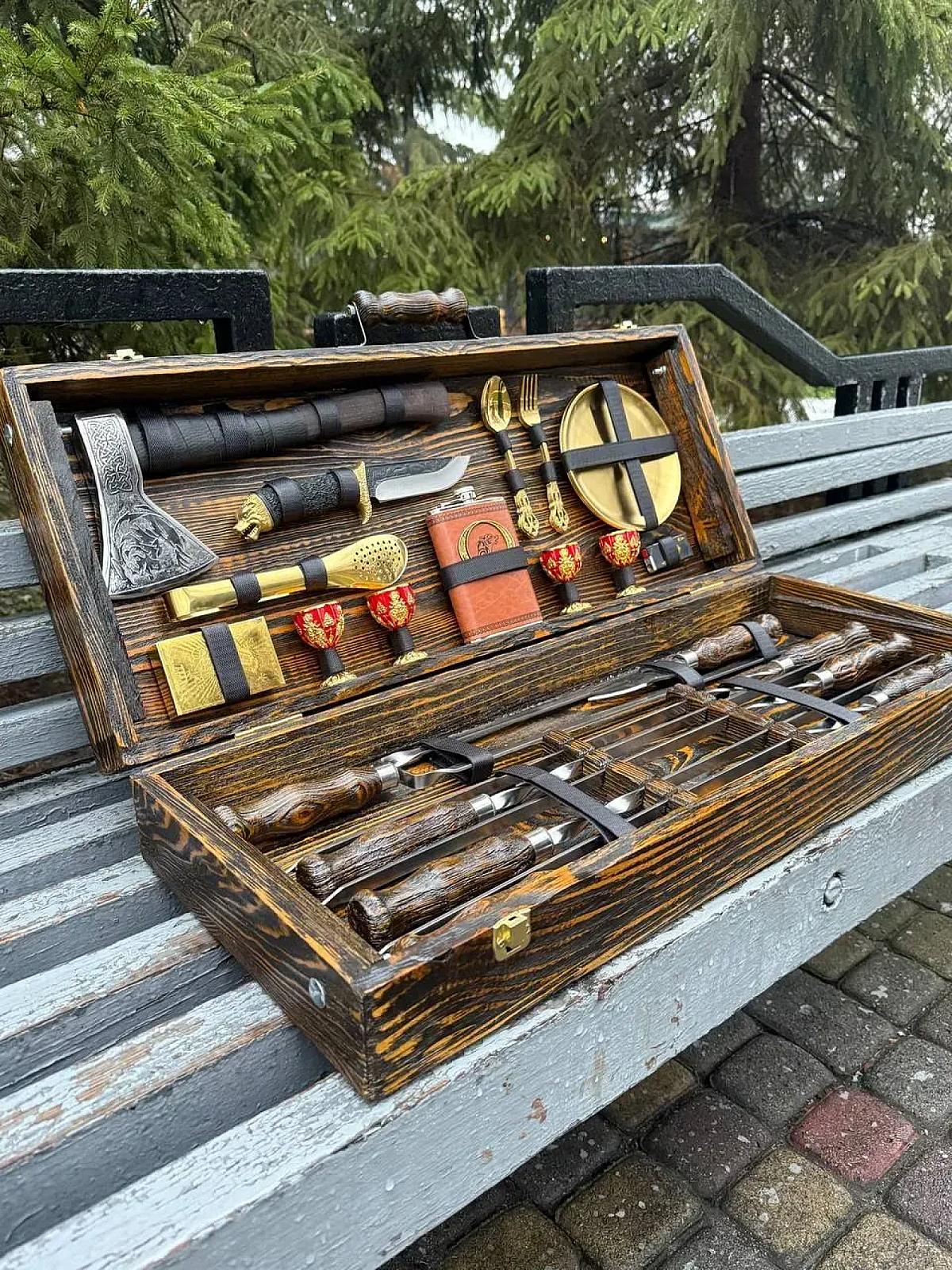 Дерев'яний кейс із набором шампурів "ROYAL GRILL"