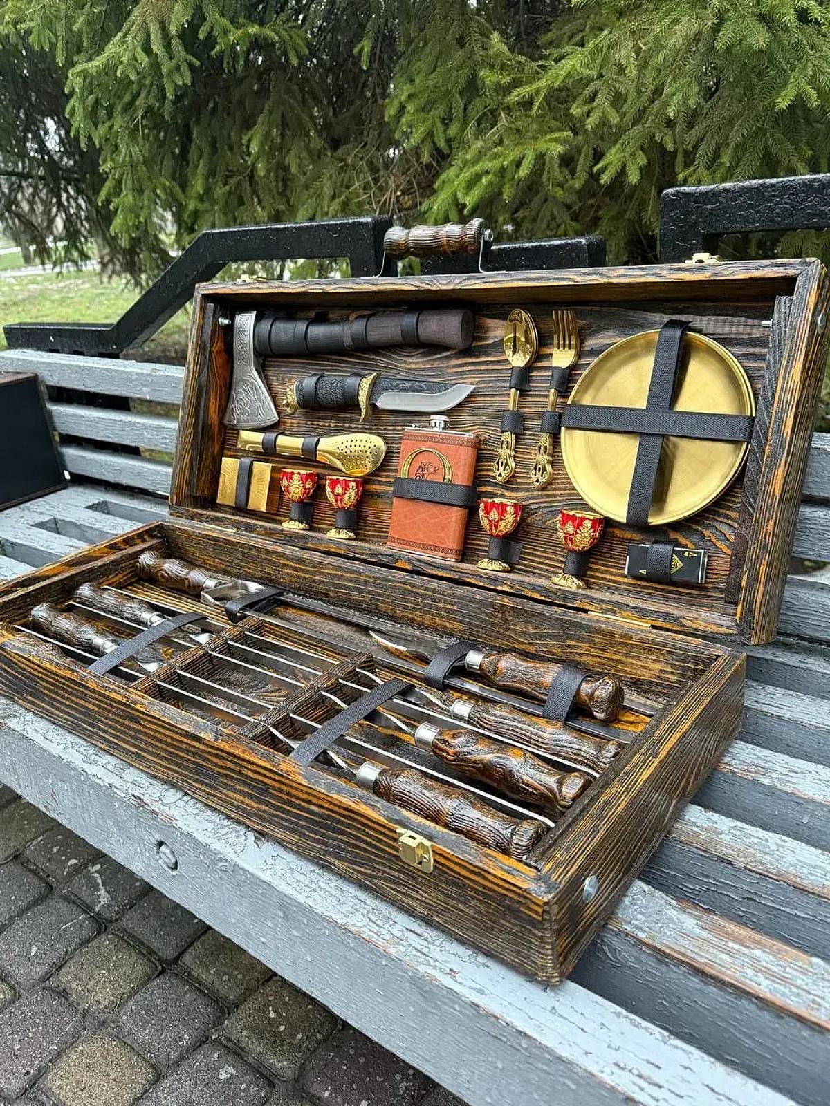 Дерев'яний кейс із набором шампурів "ROYAL GRILL"