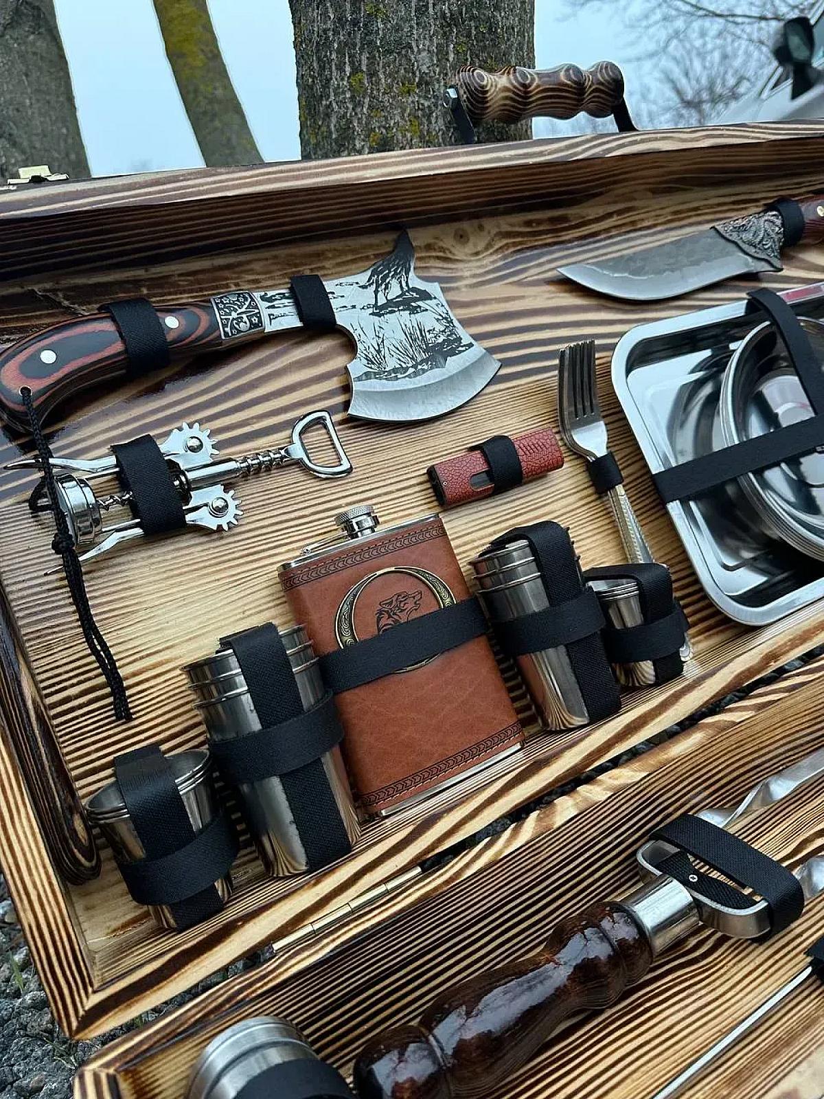 Дерев'яний кейс із набором шампурів «ХОРТИЦЯ»