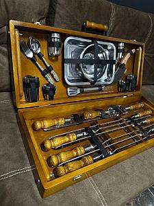 "Каштановий SET" у дерев'яному кейсі: набір шампурів