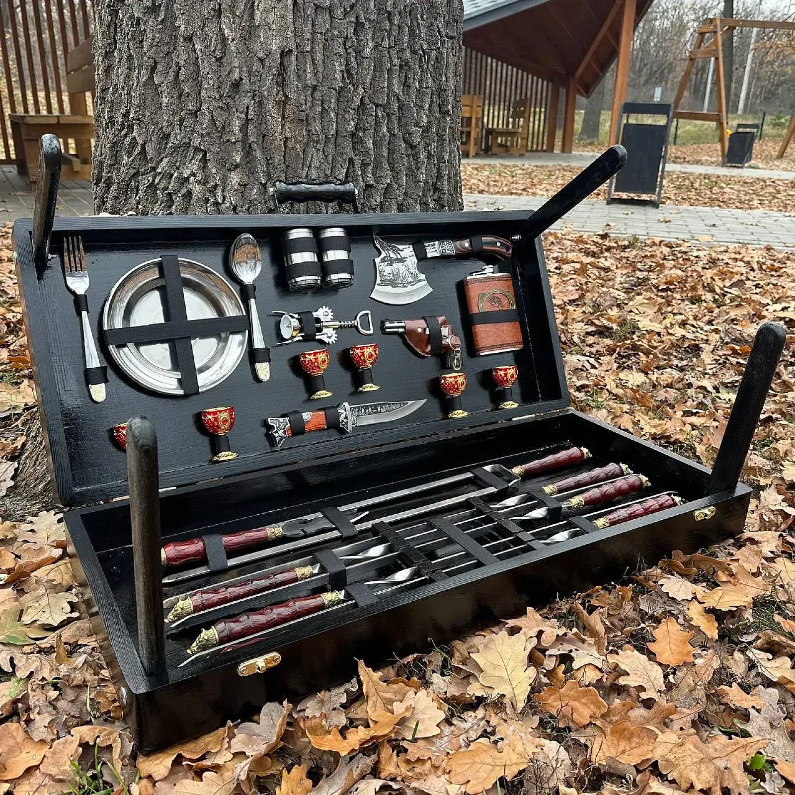Кейс дерев'яний з набором шампурів «ЧОРНИЙ КНЯЗЬ»