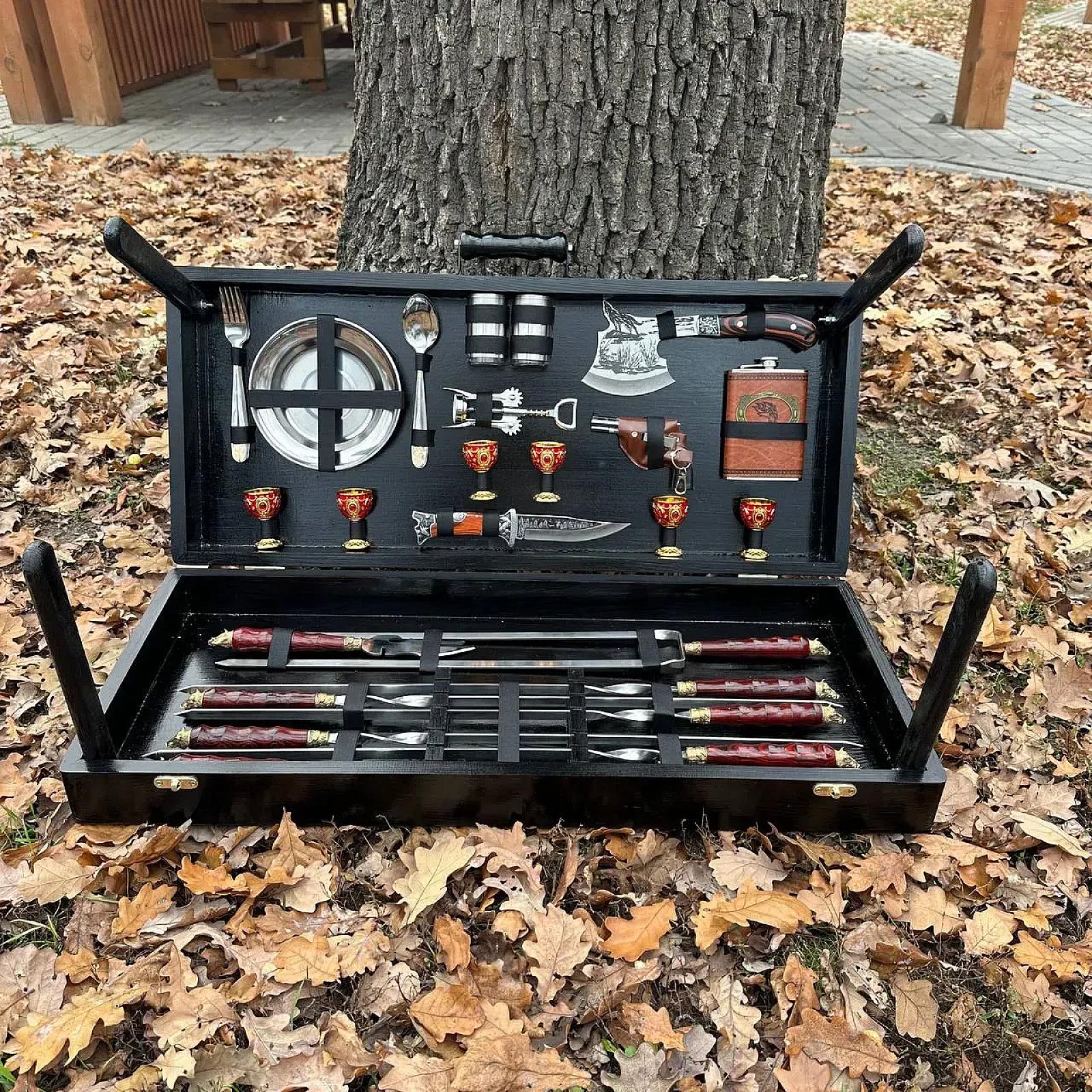Кейс дерев'яний з набором шампурів «ЧОРНИЙ КНЯЗЬ»