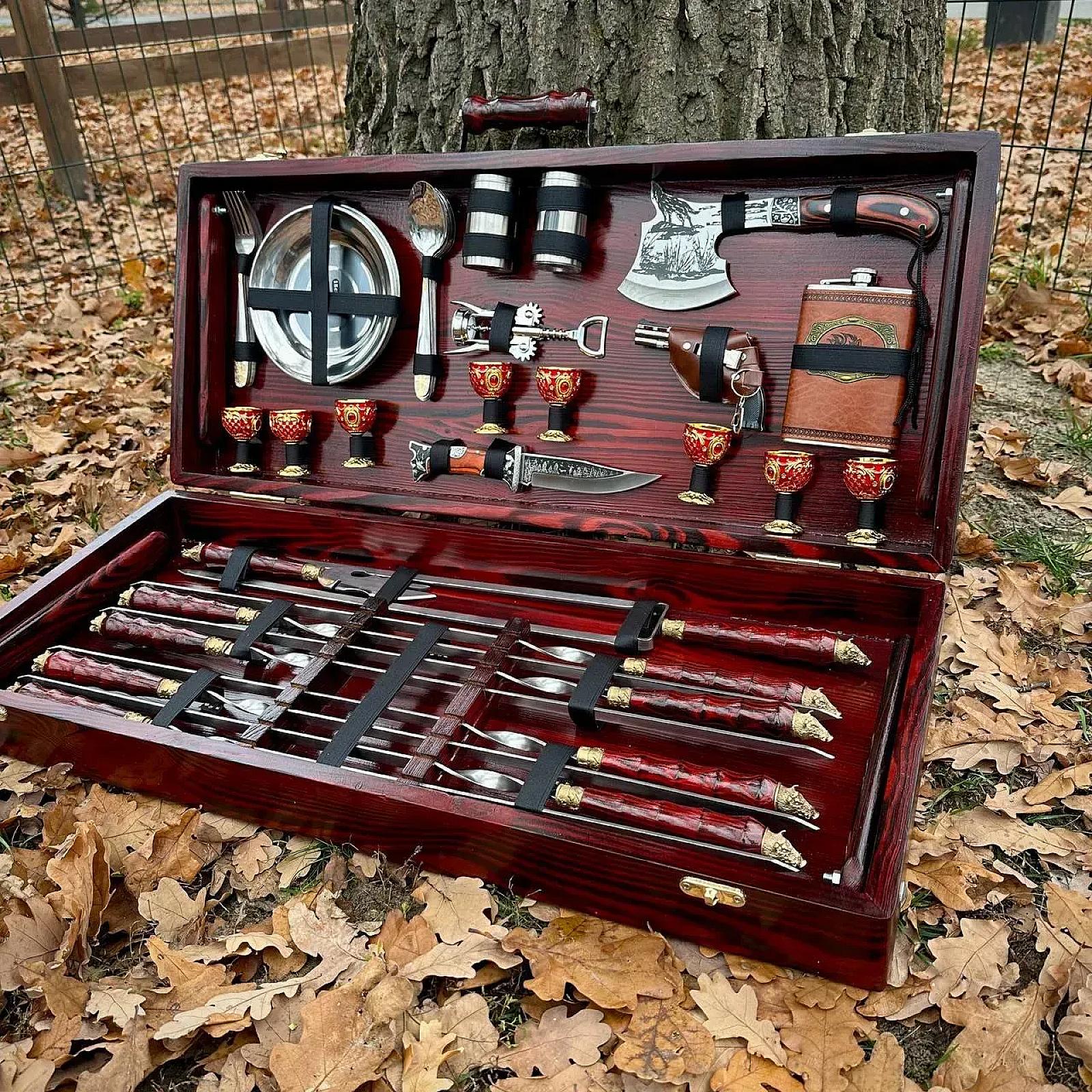 «КНЯЗЬ» — дерев’яний кейс із набором шампурів