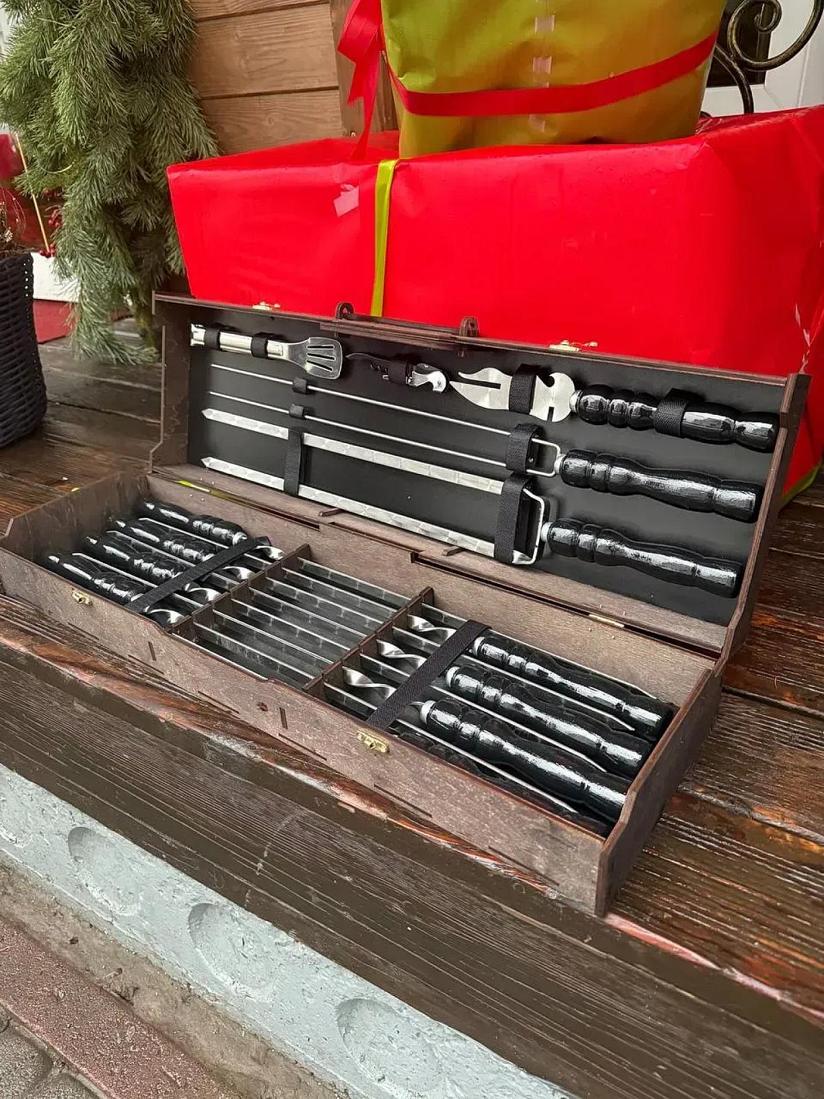 Кейс із фанери "Case-8" з набором шампурів