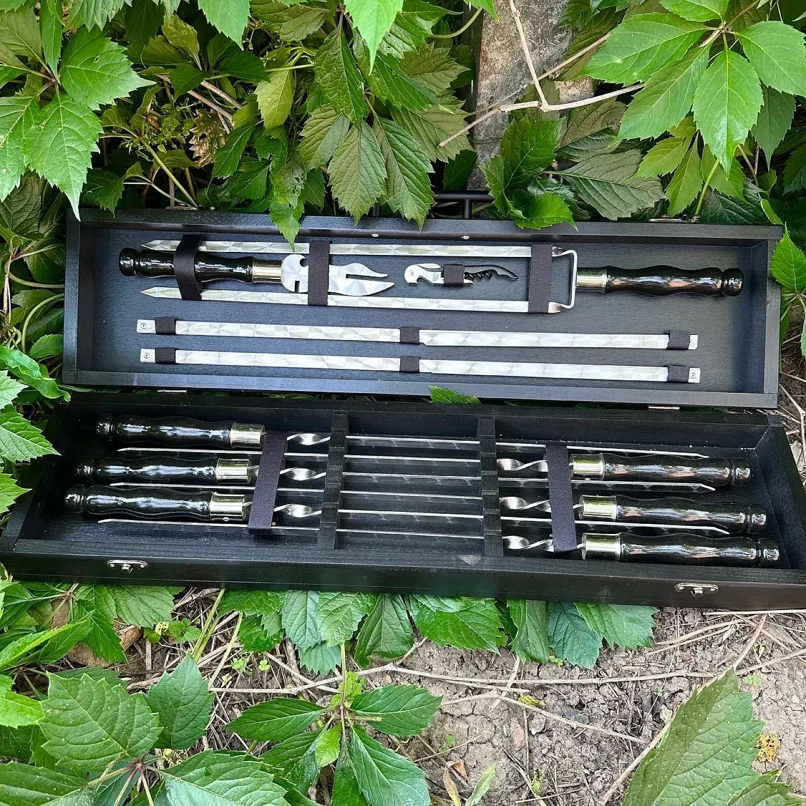 Кейс дерев'яний з набором шампурів «ПУМА»