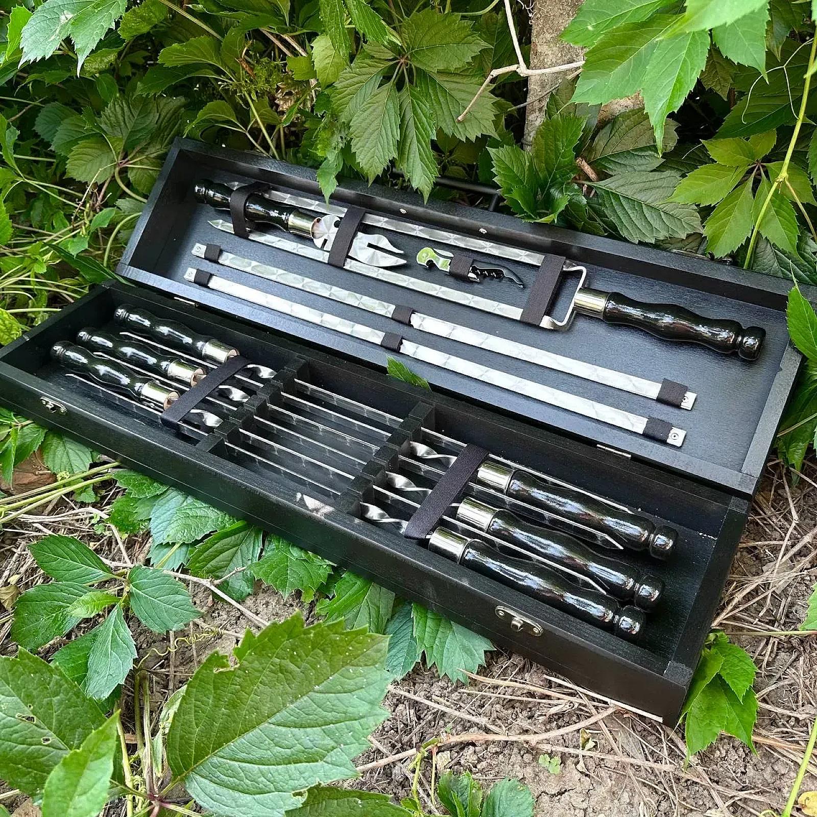 Кейс дерев'яний з набором шампурів «ПУМА»