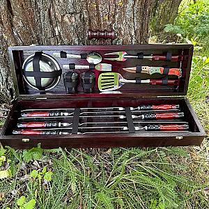 "ЮКОН" — набір шампурів у кейсі з дерева