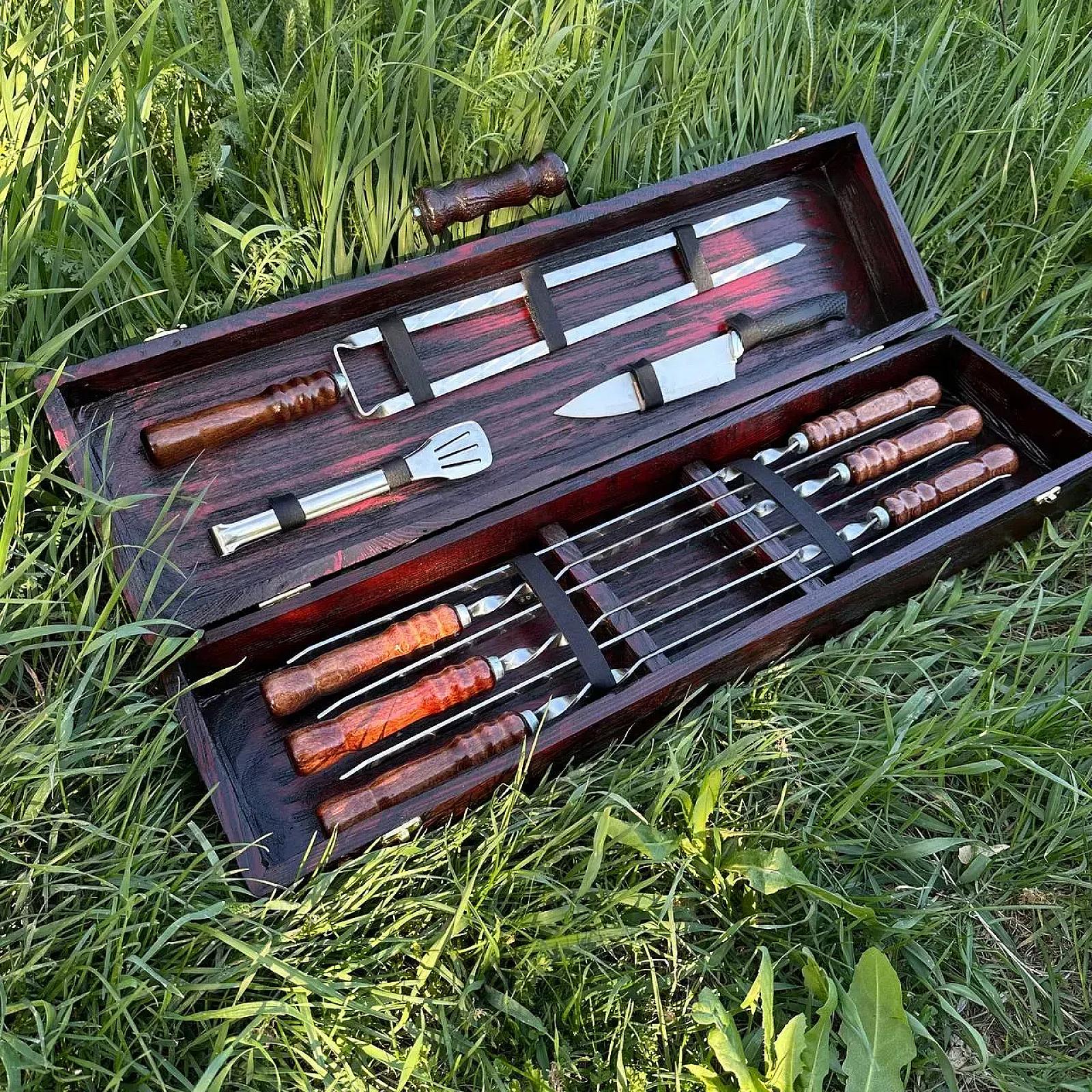 Шампури «РЕЙНА» у кейсі з дерева