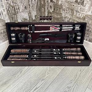 Кейс дерев'яний з набором шампурів «ФОКС»