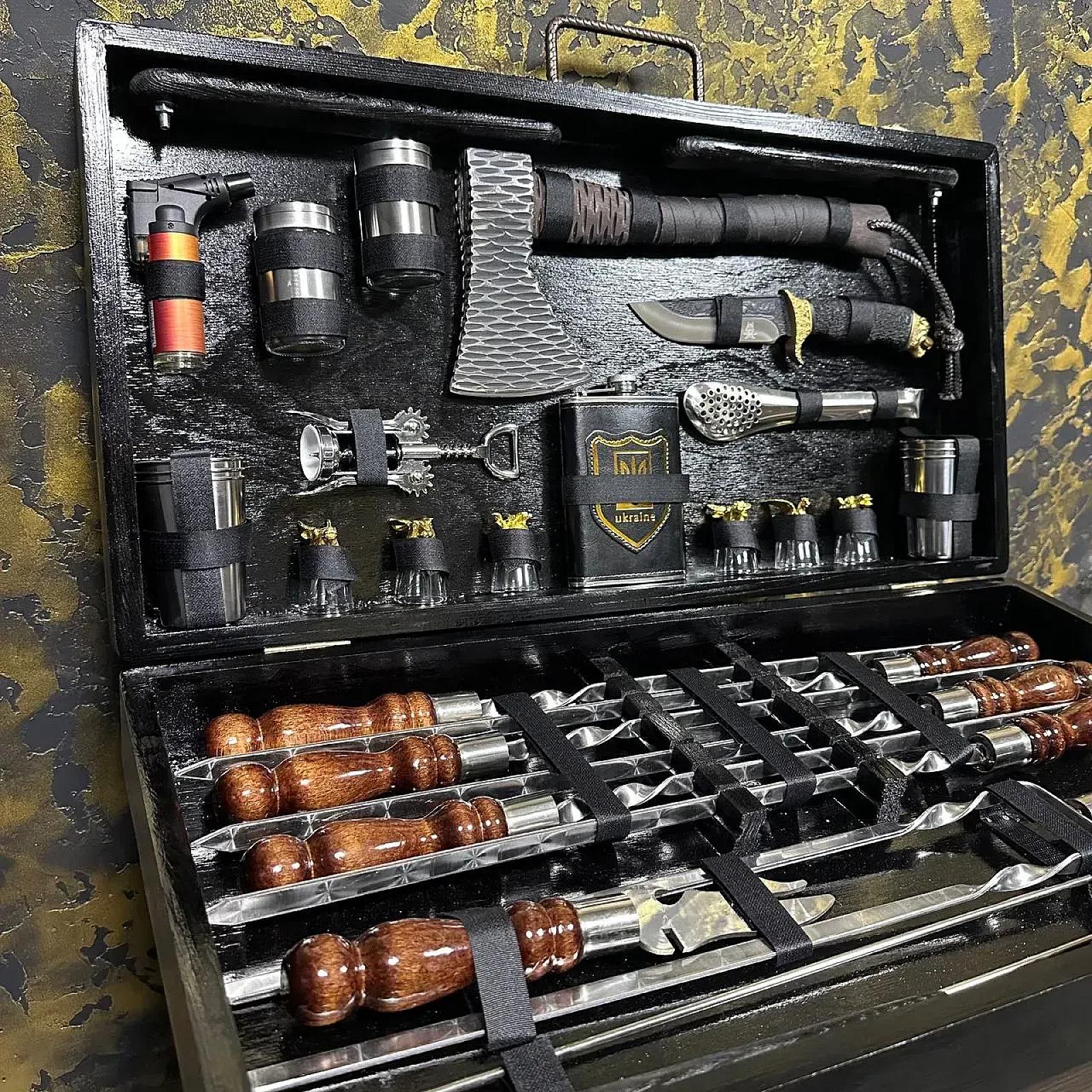 Набір шампурів «ІДЕАЛ» у дерев'яному кейсі