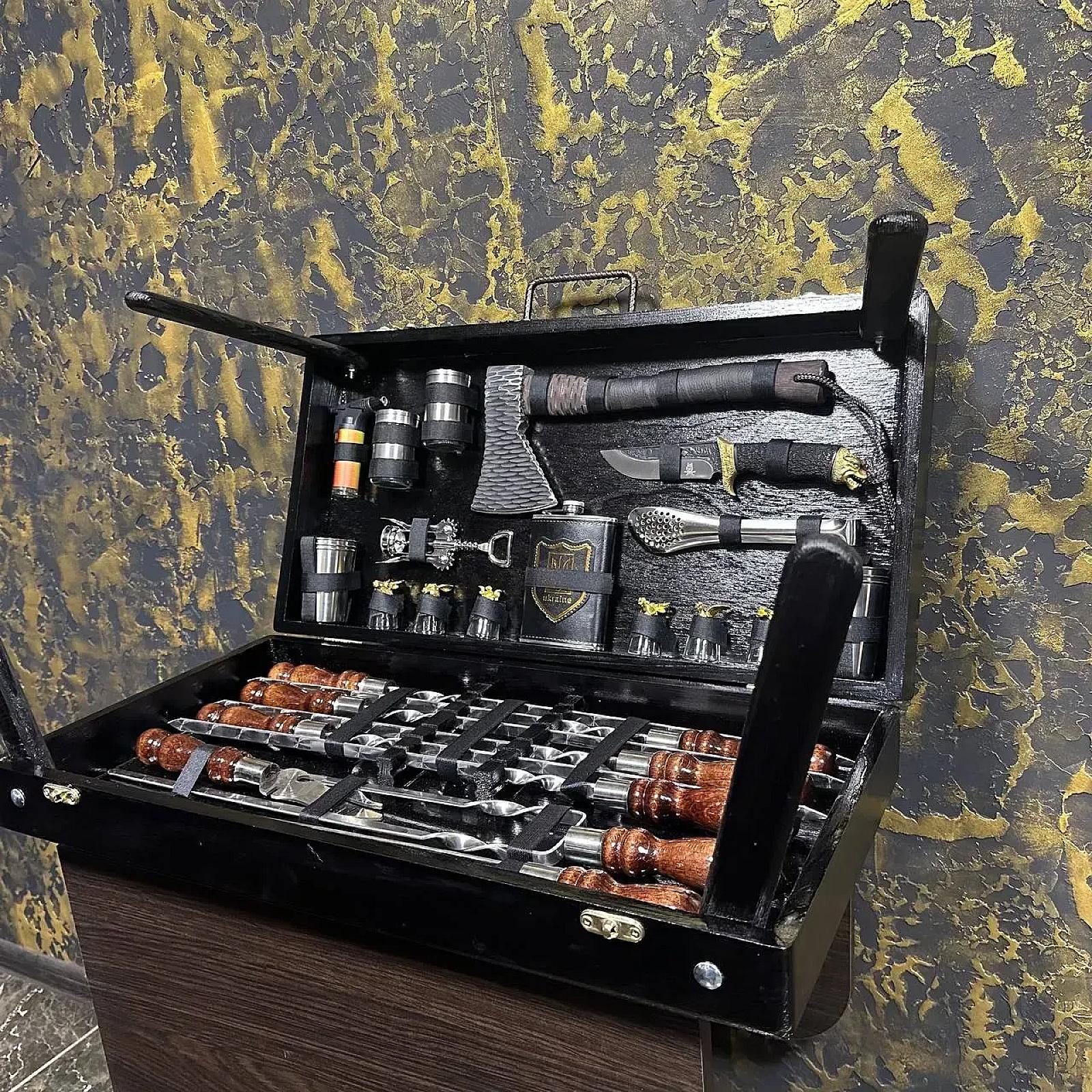 Набір шампурів «ІДЕАЛ» у дерев'яному кейсі