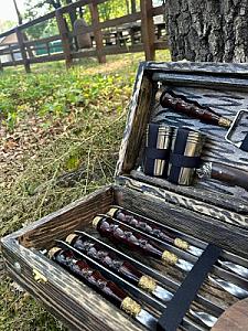 Дерев'яний кейс із набором шампурів «АВАНГАРД»