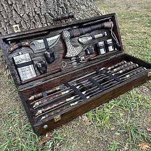 Кейс дерев’яний із набором шампурів «ВОЖАК»