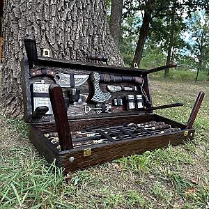 Кейс дерев’яний із набором шампурів «ВОЖАК»