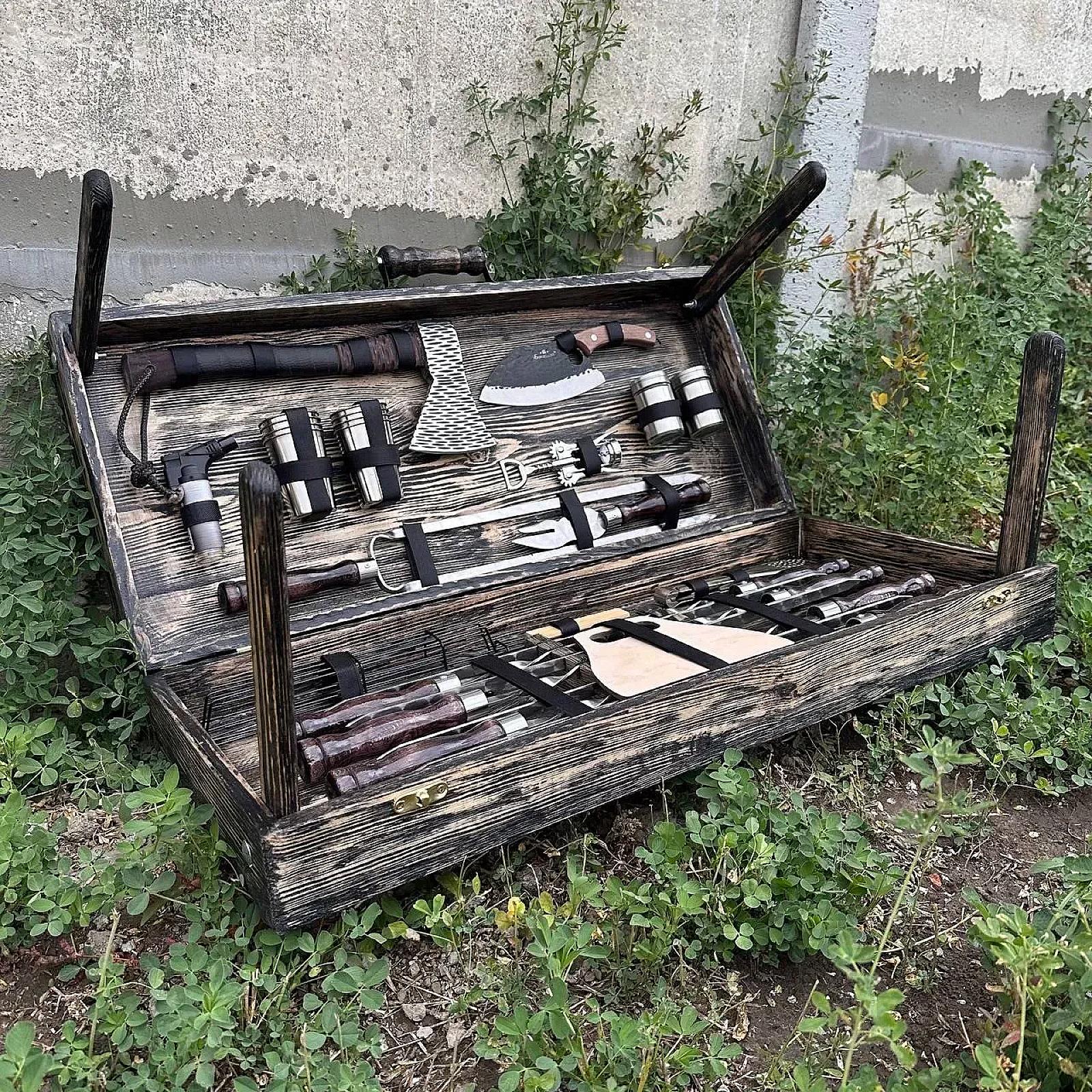 Кейс дерев’яний з набором шампурів «МОНАРХ»