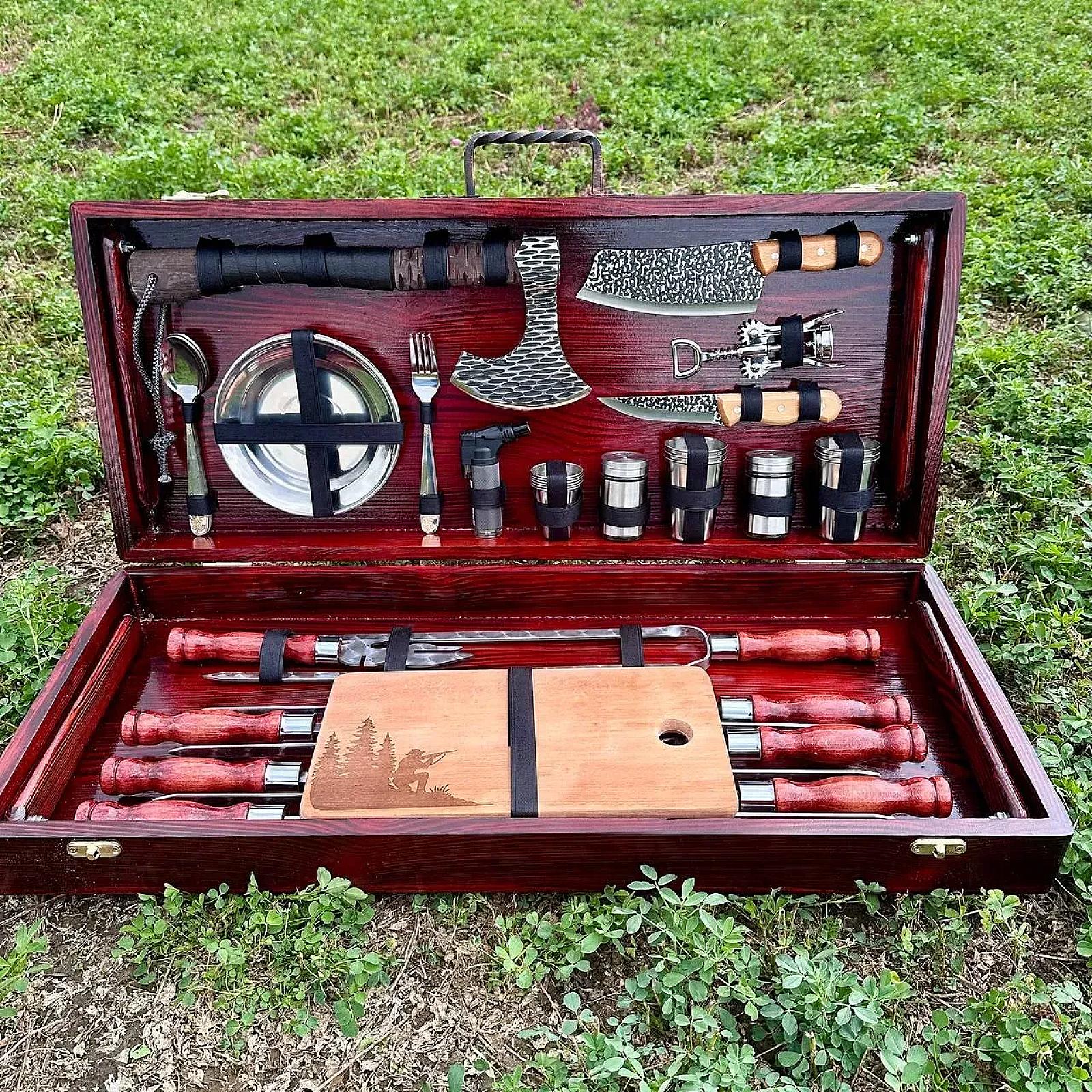 «FireSet»: набір шампурів у кейсі з дерева