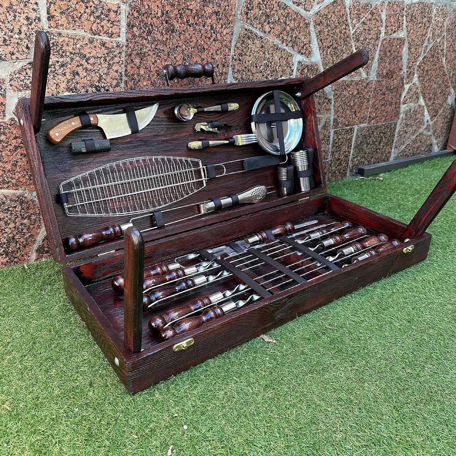 Кейс дерев'яний з набором шампурів "ПРЕМІЯ"