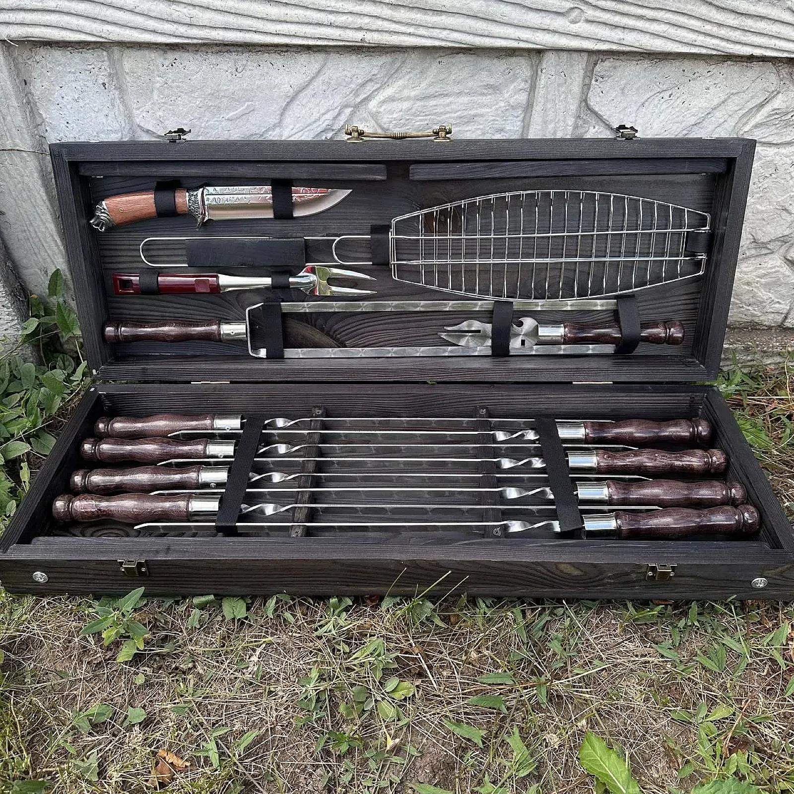 Дерев’яний кейс із набором шампурів «МУСКАТ»