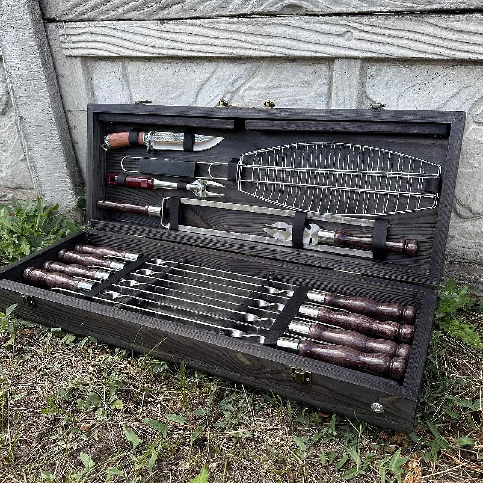 Дерев’яний кейс із набором шампурів «МУСКАТ»