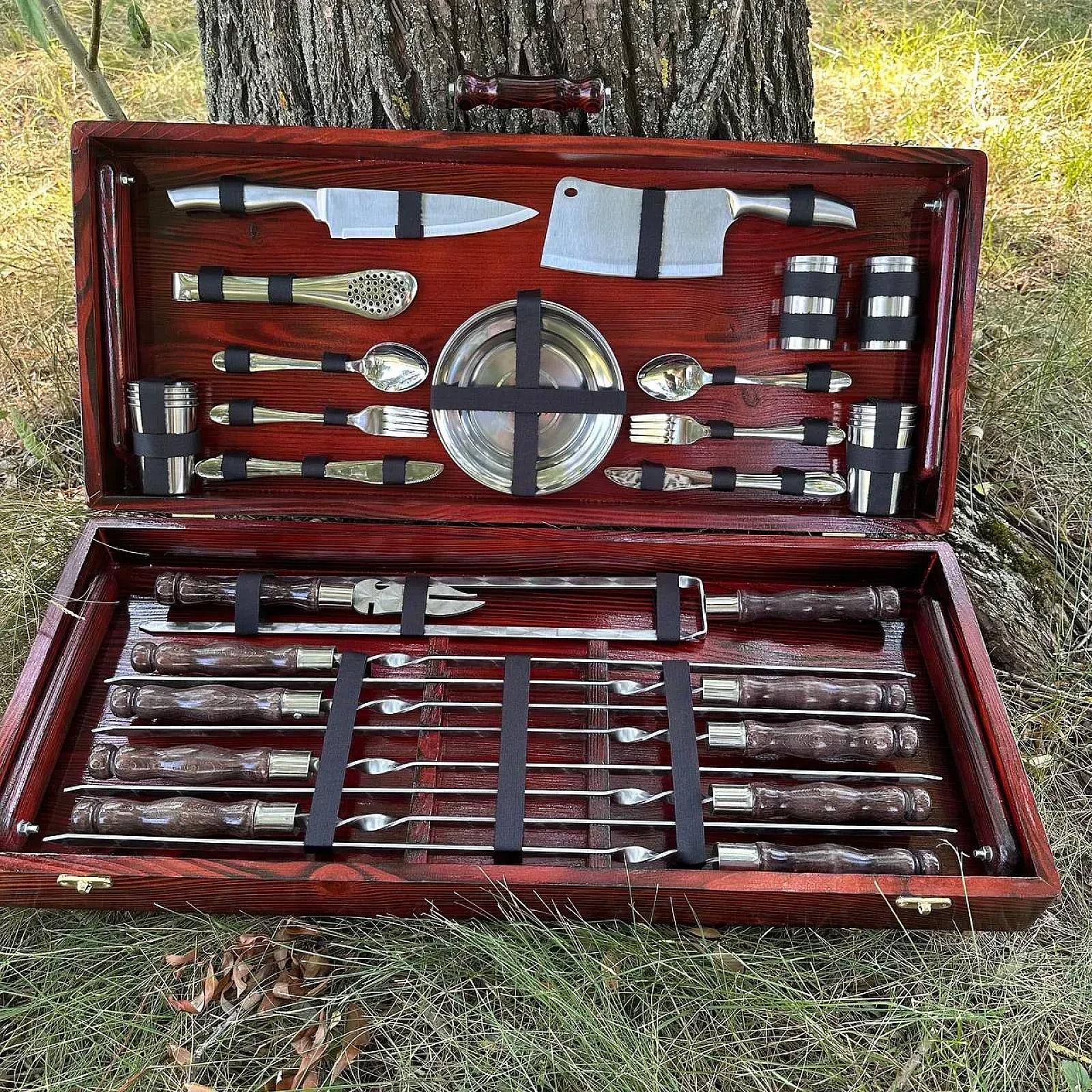 Дерев’яний кейс із набором шампурів «РУБІН»