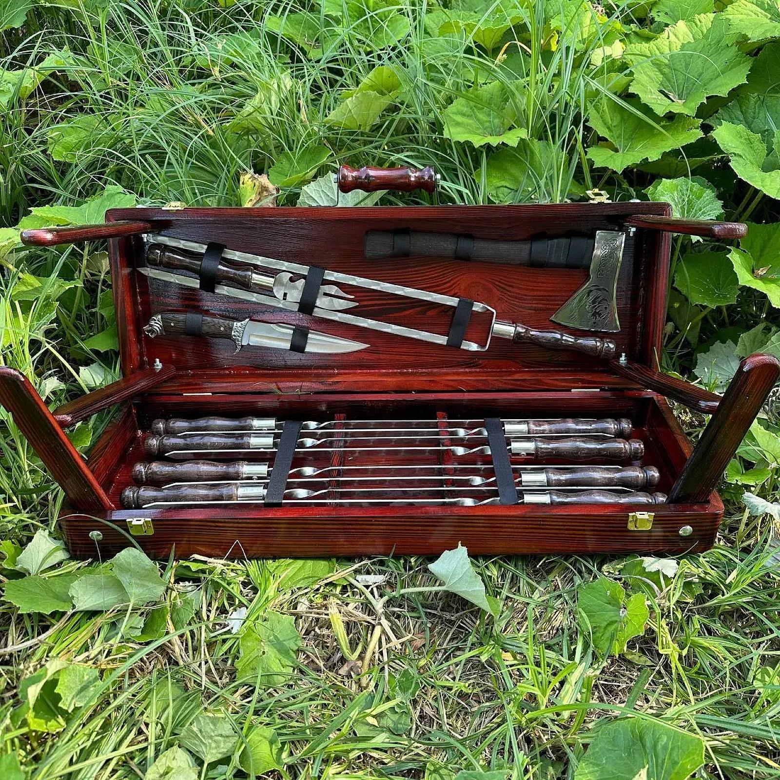 Кейс дерев’яний з набором шампурів «БАГРЯНИЙ»