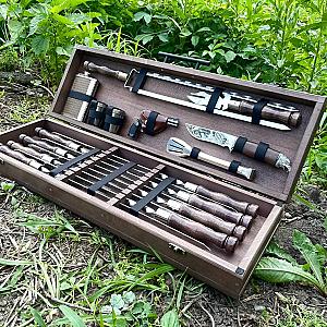 Кейс дерев'яний «СОКІЛ» з набором шампурів