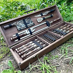 Кейс дерев'яний з набором шампурів «ТРІУМФ»