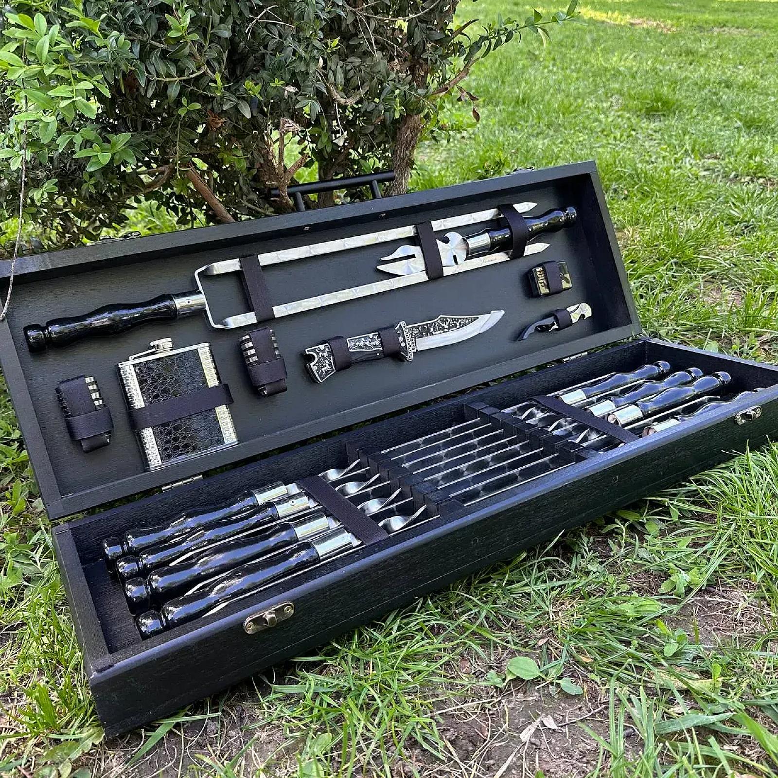 Набір «ЛОСК»: шампури у дерев'яному кейсі