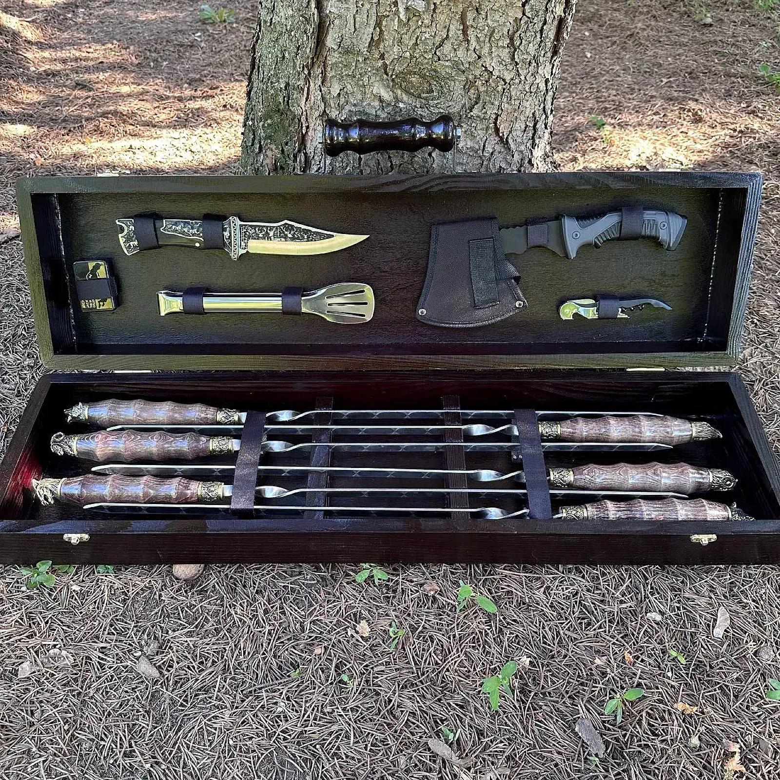 Дерев'яний кейс із набором шампурів «КІНГ»