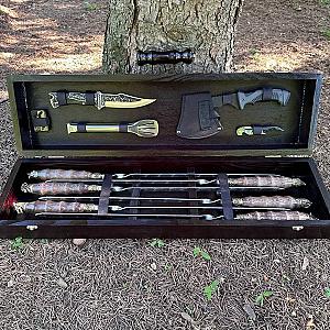 Дерев'яний кейс із набором шампурів «КІНГ»