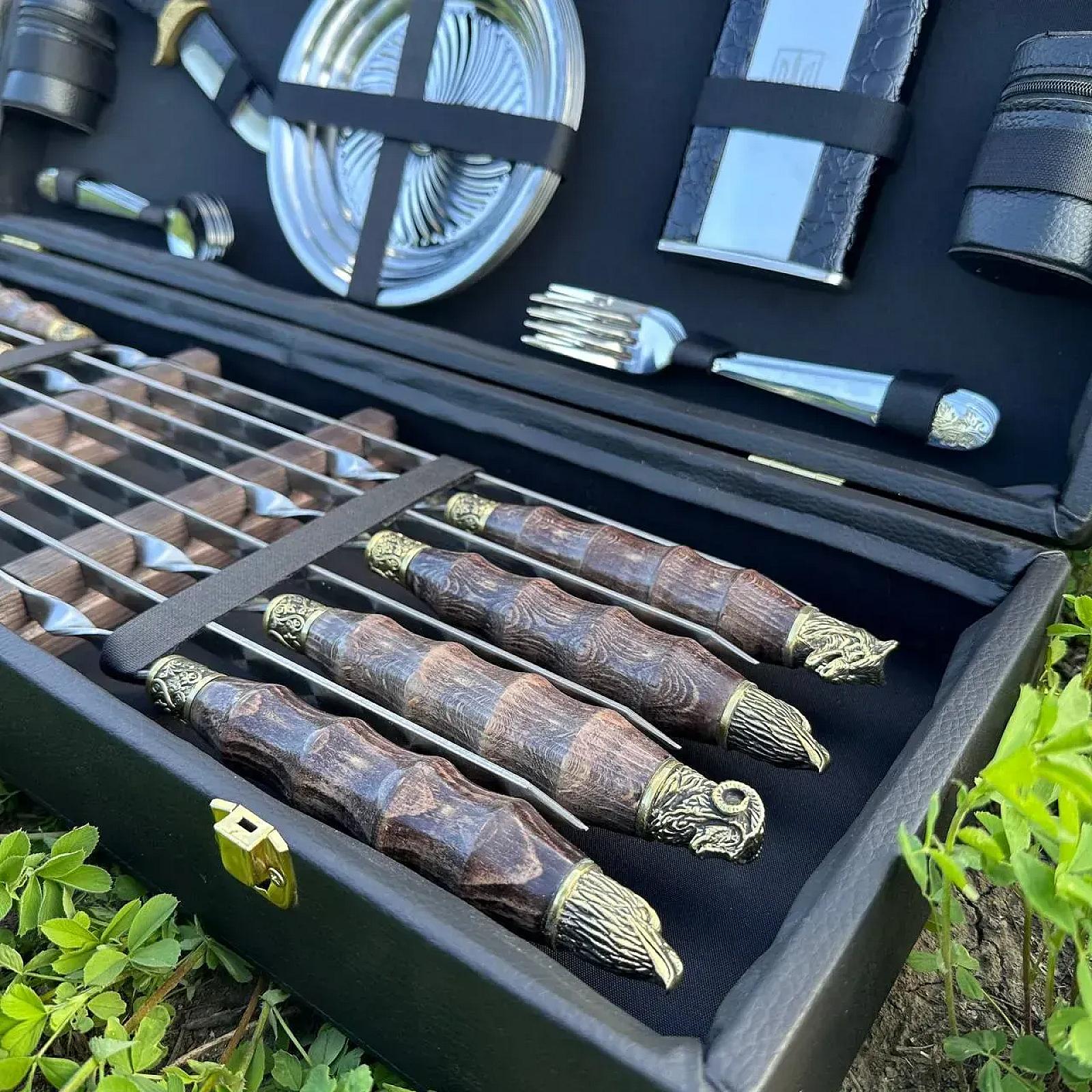 «СКІФ» — дерев’яний кейс із набором шампурів