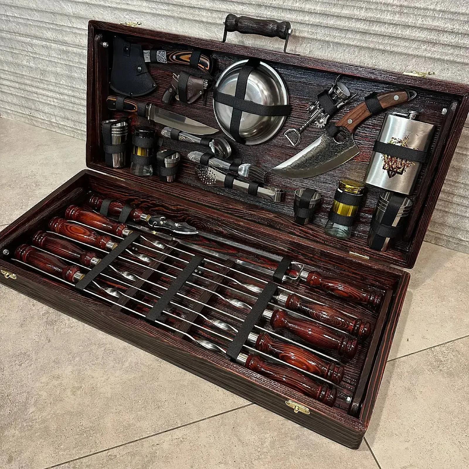 Дерев’яний кейс із набором шампурів «ПРИНЦ»