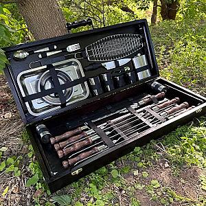 Дерев’яний кейс "ФОРД" з набором шампурів