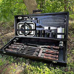 Дерев’яний кейс "ФОРД" з набором шампурів