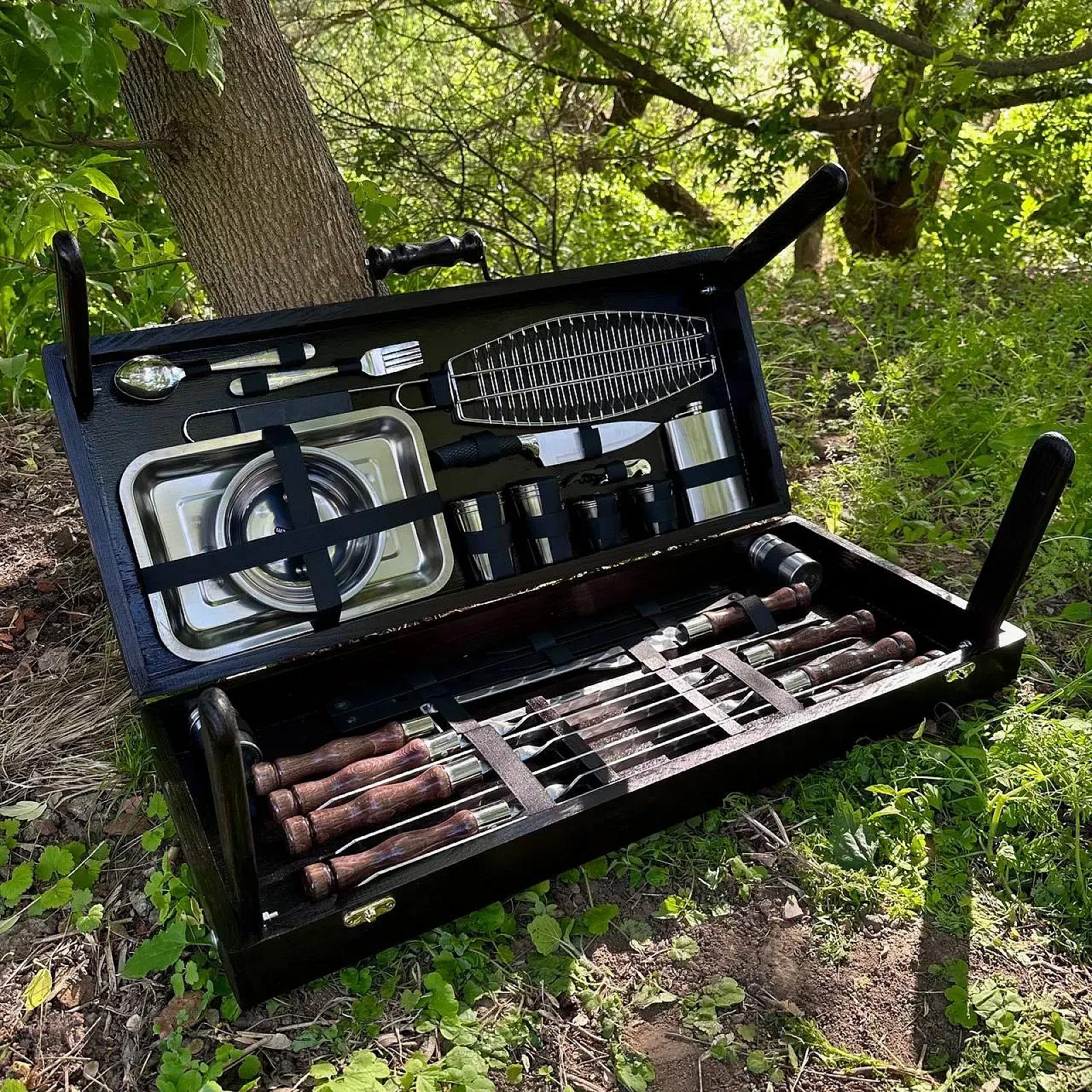 Дерев’яний кейс "ФОРД" з набором шампурів