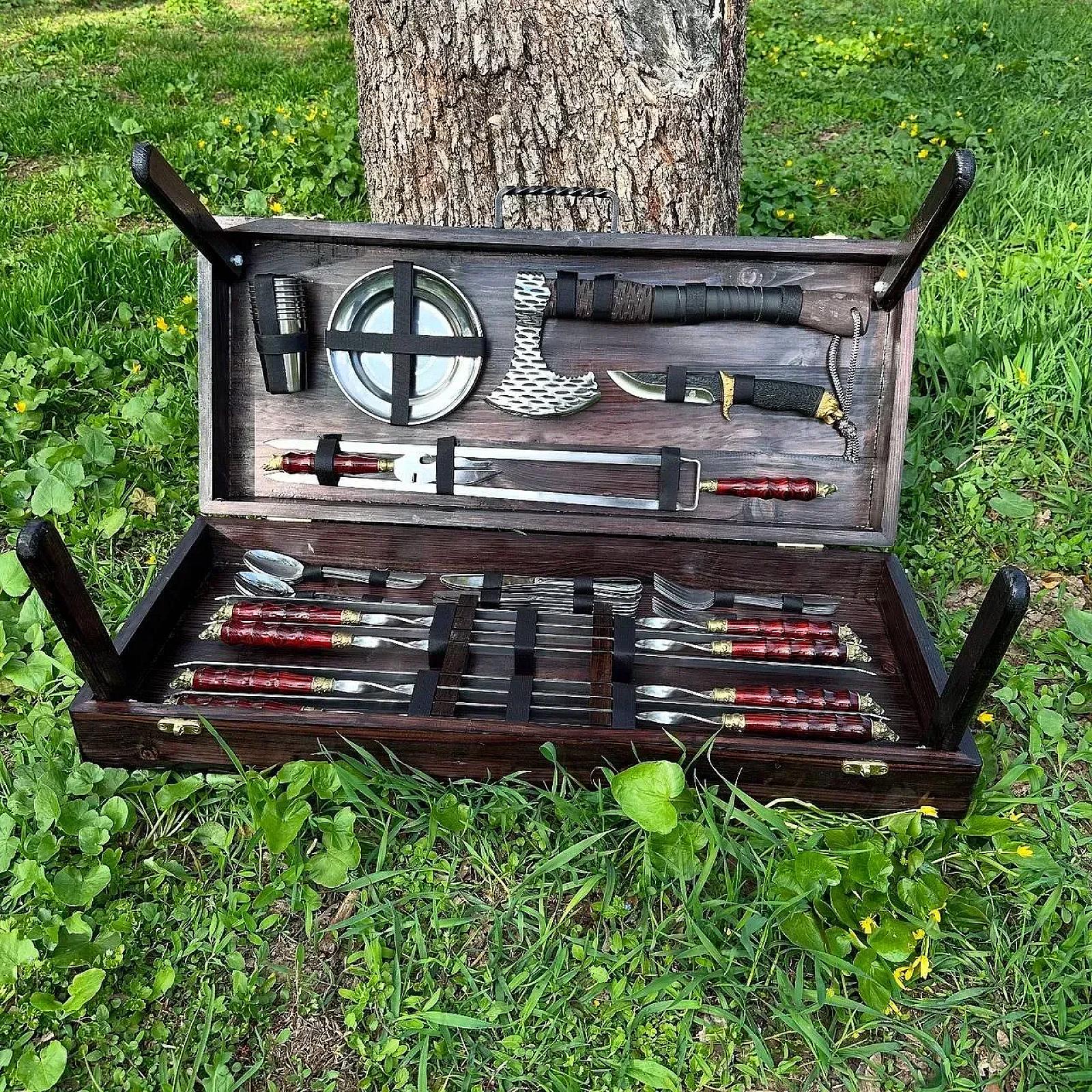 Дерев'яний кейс «ЛОРД» із набором шампурів