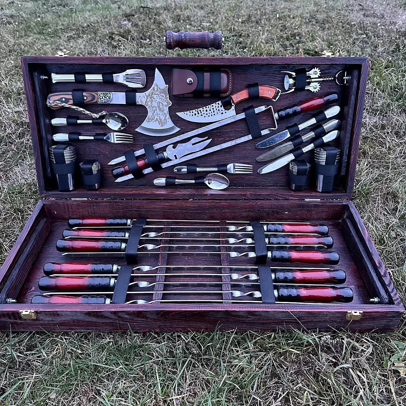 Дерев'яний кейс «МРІЯ» з набором шампурів