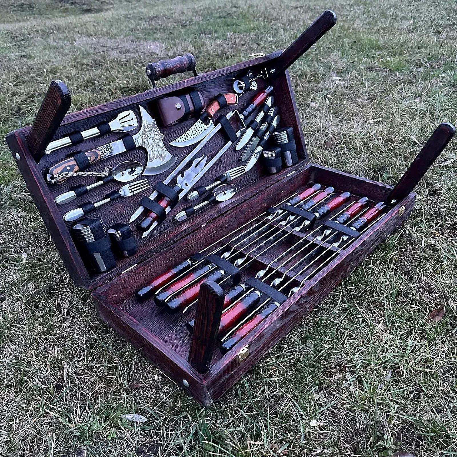 Дерев'яний кейс «МРІЯ» з набором шампурів