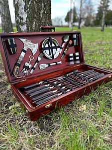 Дерев'яний кейс із набором шампурів «МАРС»