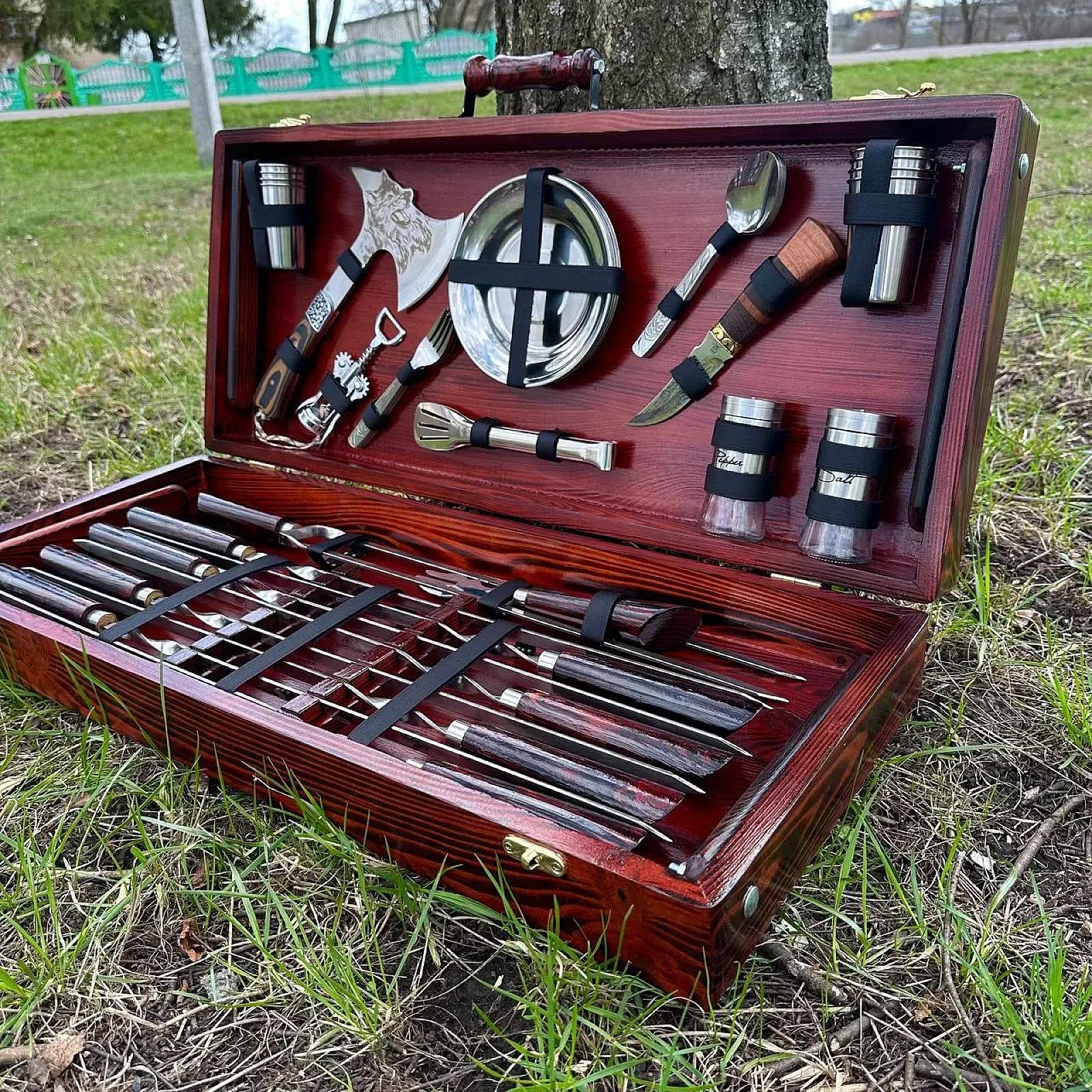 Дерев'яний кейс із набором шампурів «МАРС»