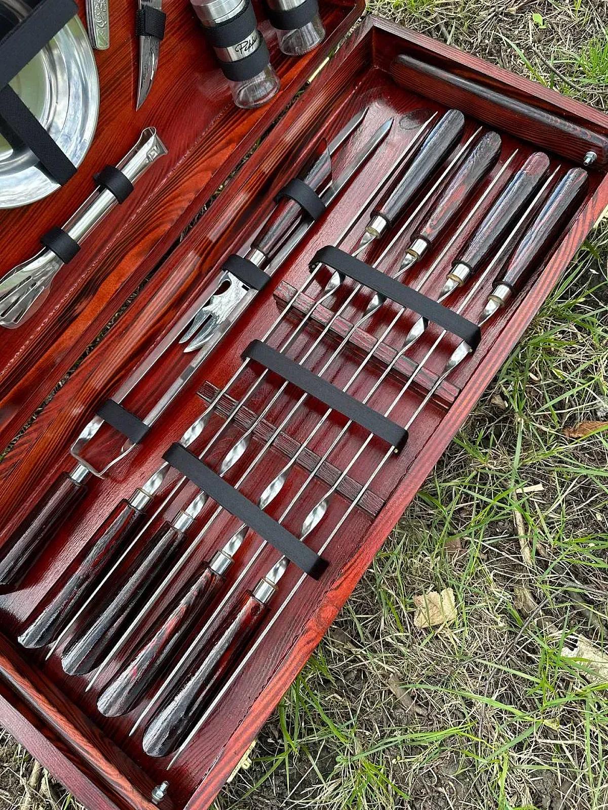 Дерев'яний кейс із набором шампурів «МАРС»