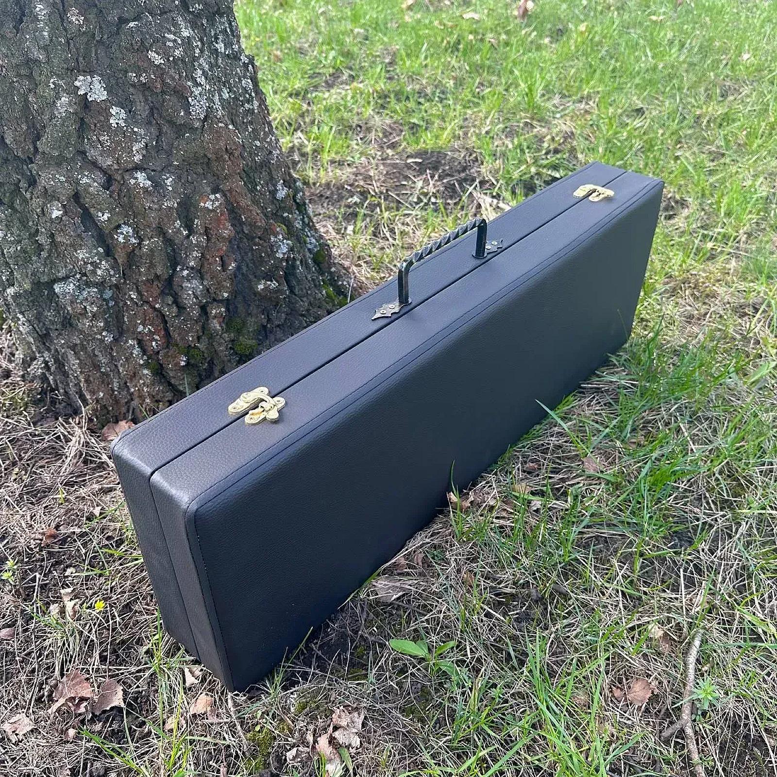 Дерев'яний кейс із набором шампурів "ЯГУАР"